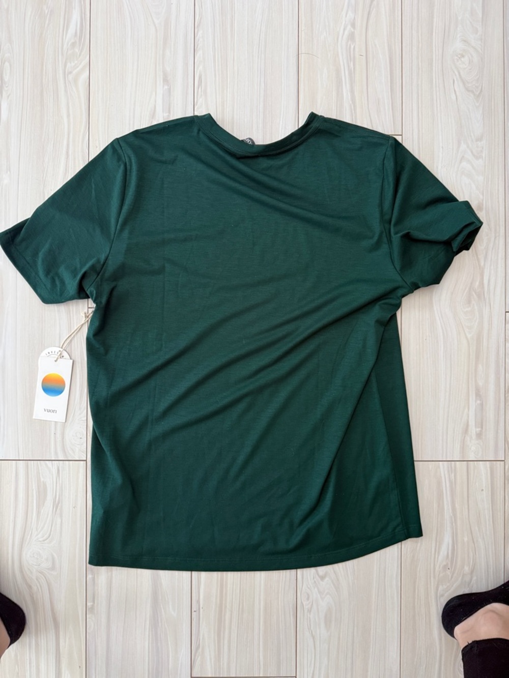 Vuori Men's Crew Tee in Forest Green - Picture 4 of 4